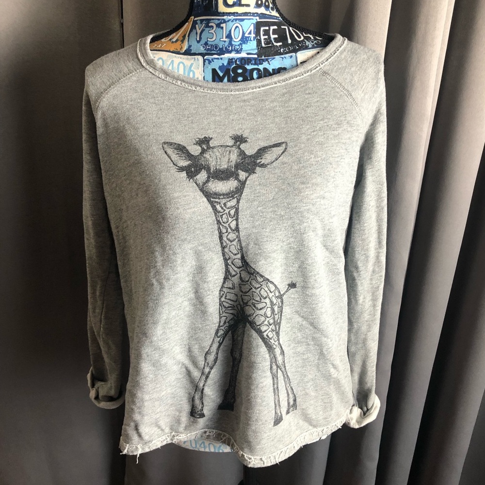 Eric + Lani Gray Giraffe Print Women's Sweater